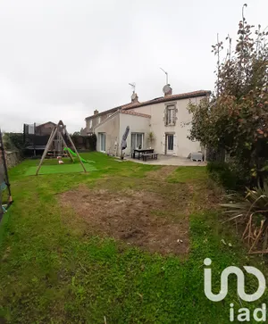 Maison de campagne à Bressuire (79300)