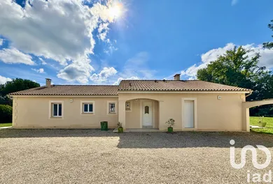 Detached house at Marsac-sur-l'Isle (24430)