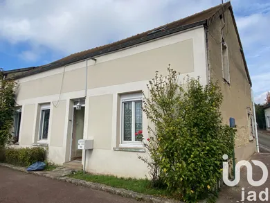 House in Maulette (78550)