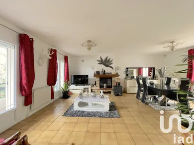Traditional house in Pontault-Combault (77340)