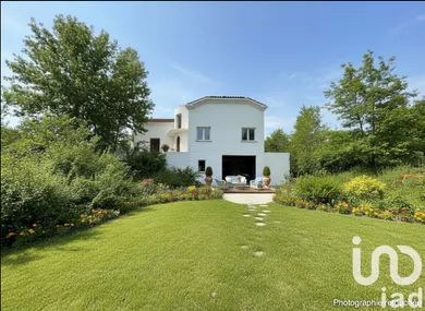 House in Monclar-de-Quercy (82230)