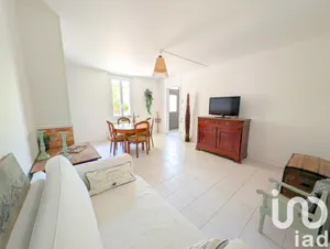 House at Belin-Béliet (33830)