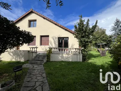 House at Montmagny (95360)