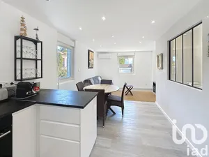 Apartment at Sanary-sur-Mer (83110)