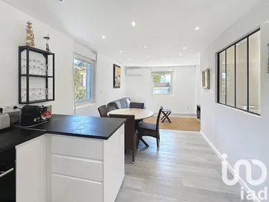 Apartment at Sanary-sur-Mer (83110)