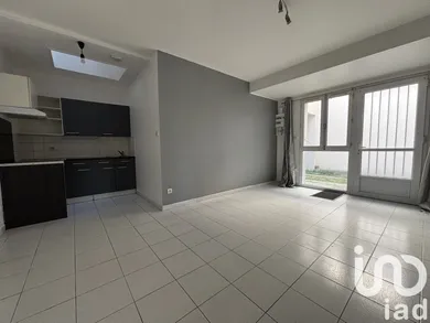 Apartment in La Rochelle (17000)