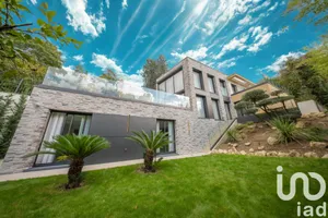 Maison d'architecte à Sèvres (92310)