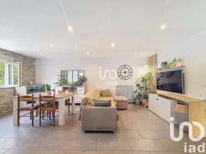 Maison à Auffreville-Brasseuil (78930)