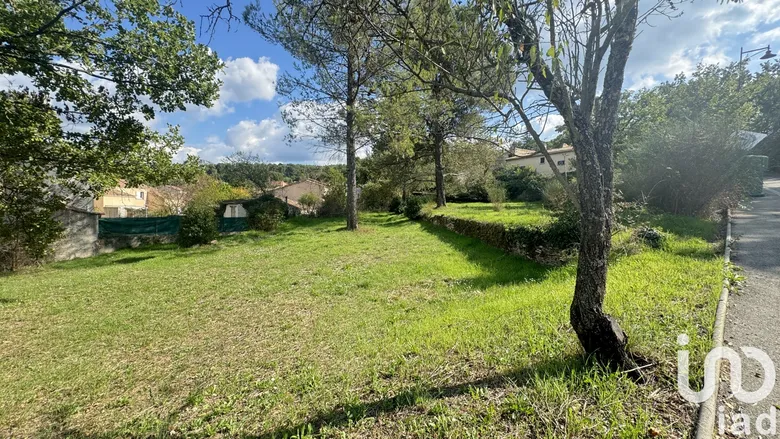 Terrain à bâtir à Trets (13530) · 197 950 €