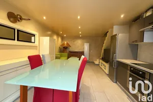 Townhouse in Pierrelaye (95480)