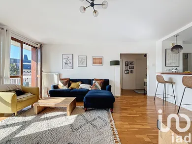 Apartment at Chatou (78400)