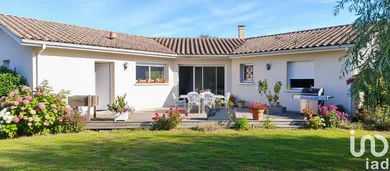 Maison traditionnelle à Parentis-en-Born (40160)