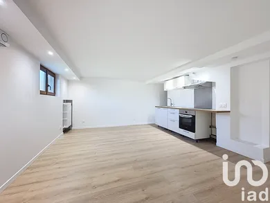 Appartement à Mauchamps (91730)