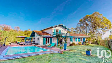 House at Bassussarry (64200)