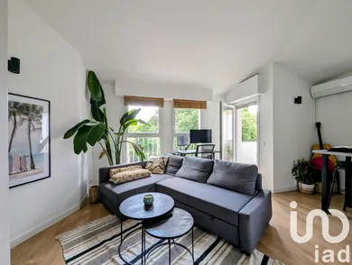 Apartment in Antibes (06600)