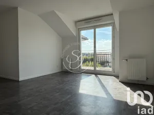 Apartment at Quincy-sous-Sénart (91480)