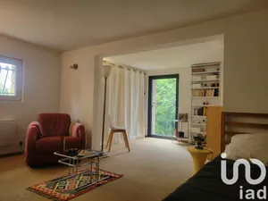 Traditional house at Sucy-en-Brie (94370)