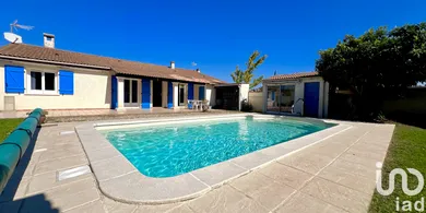 Traditional house at Pont-Saint-Esprit (30130)