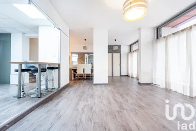 Appartement à Cluses (74300)