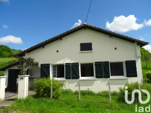 Maison à Moncayolle-Larrory-Mendibieu (64130)