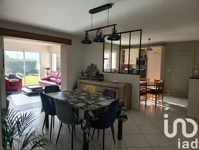 House in Essarts-en-Bocage (85140)