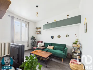 Apartment in Maisons-Alfort (94700)