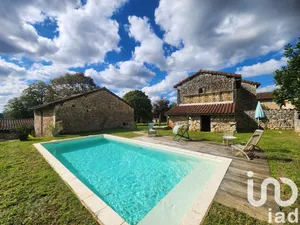 Longere in La Rochette (16110)