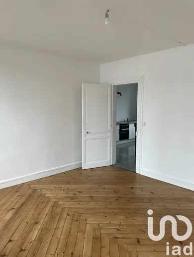 Apartment in Rouen (76100)