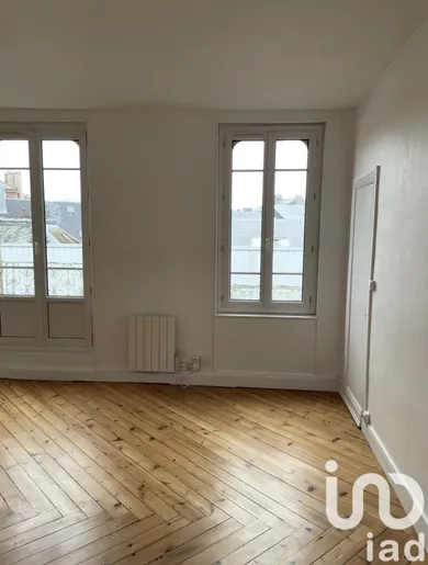 Apartment in Rouen (76100)