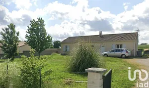 Maison à Saint-Martin-de-Saint-Maixent (79400)