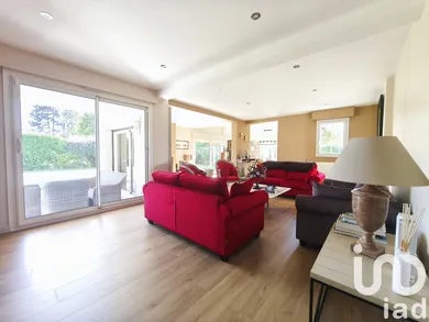 Mansion at Verton (62180)