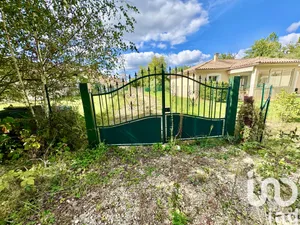 Terrain à bâtir à Marsac-sur-l'Isle (24430)