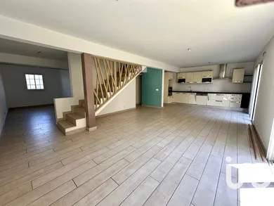 Duplex in Saint-Denis (97400)