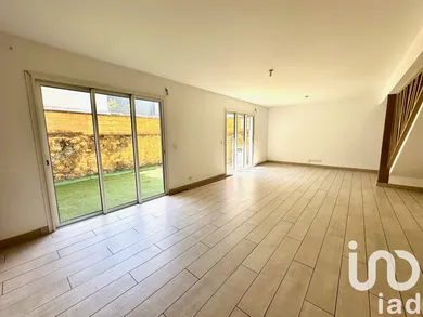 Duplex in Saint-Denis (97400)