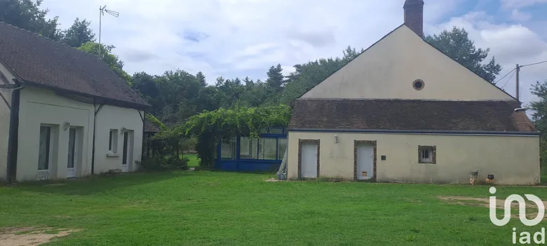 Maison 11 pièces 245 m² · à Chevillon-sur-Huillard · 245 m² · 244 000 €