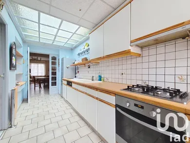 Townhouse in Orchies (59310)