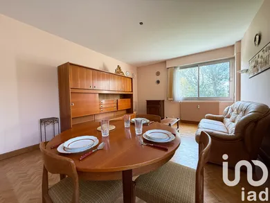 Apartment in Mont-Saint-Aignan (76130)
