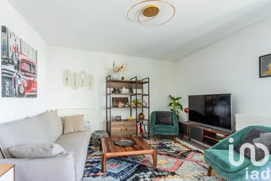 Apartment at Bordeaux (33300)