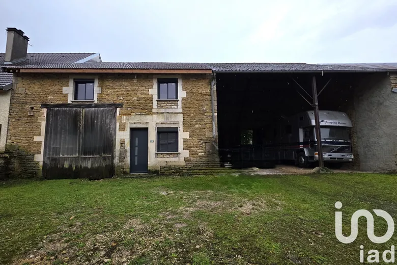 Maison 3 pièces 200 m² · à Vesaignes-sous-Lafauche · 200 m² · 75 000 €