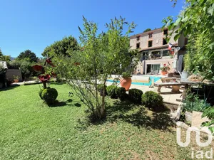 Maison de village à Montbrun-les-Bains (26570)