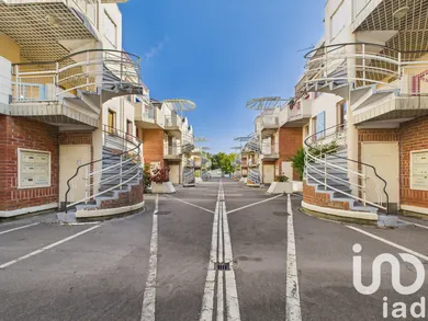 Appartement à Évry (91000)