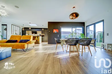 Maison d'architecte à Ennery (57365)