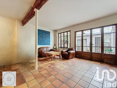 Apartment at Paris (75018)