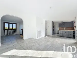 Appartement à Mauchamps (91730)