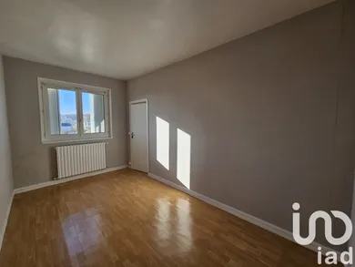 Apartment in Meaux (77100)