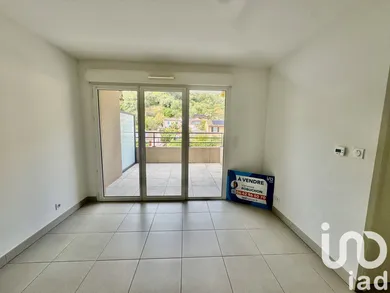 Apartment in Le Luc (83340)