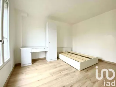 Apartment in Le Blanc-Mesnil (93150)