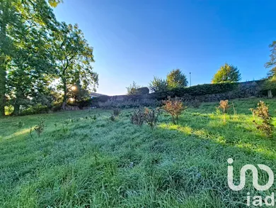 Terrain à bâtir à Vals-près-le-Puy (43750)