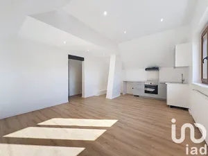 Appartement à Mauchamps (91730)