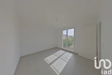 Apartment at Nandy (77176)